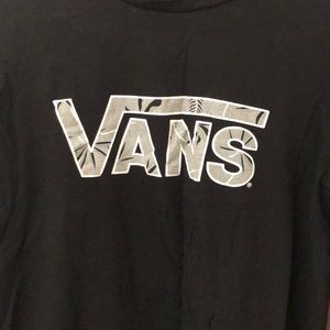 Vans Boys Long Sleeve T-shirt size Large (10/12)
